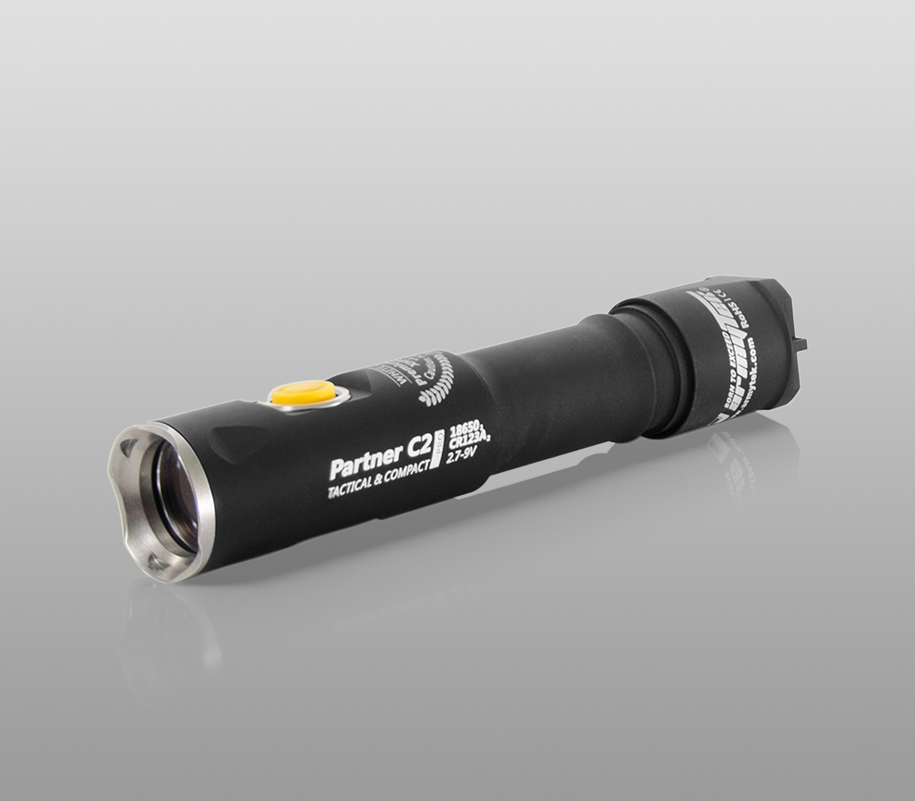 Фонарь Armytek Partner C2 Pro v3 XНP35 (белый свет), 2100 лм 1 Фонарь Armytek Partner C2 Pro v3 XНP35 (белый свет), 2100 лм
